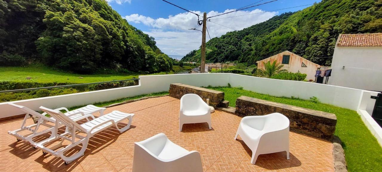 Villa Casa Do Sanguinho Faial da Terra Exterior foto